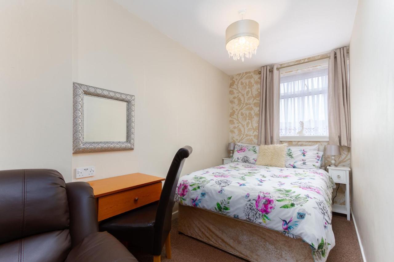 בלקפול Beachcliffe Holiday Apartments מראה חיצוני תמונה