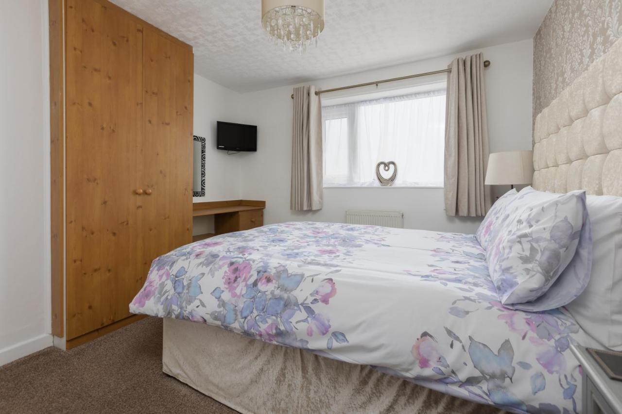 בלקפול Beachcliffe Holiday Apartments מראה חיצוני תמונה